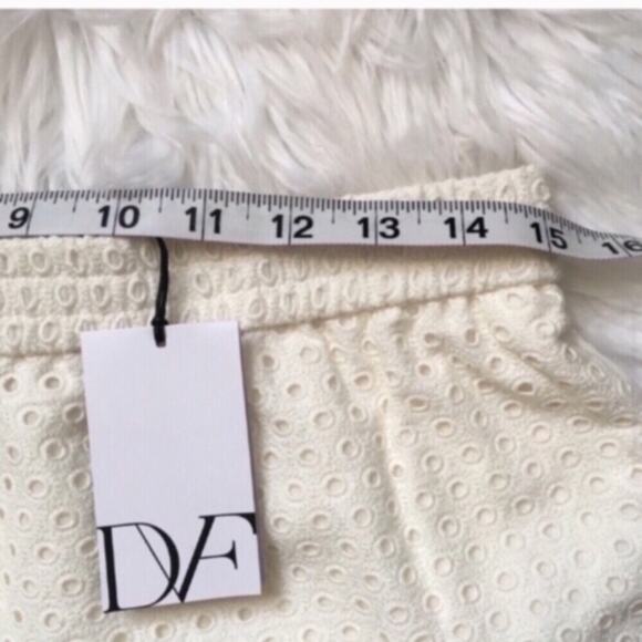 Diane Von Furstenberg DVF Eyelet Shorts - Picture 4 of 8